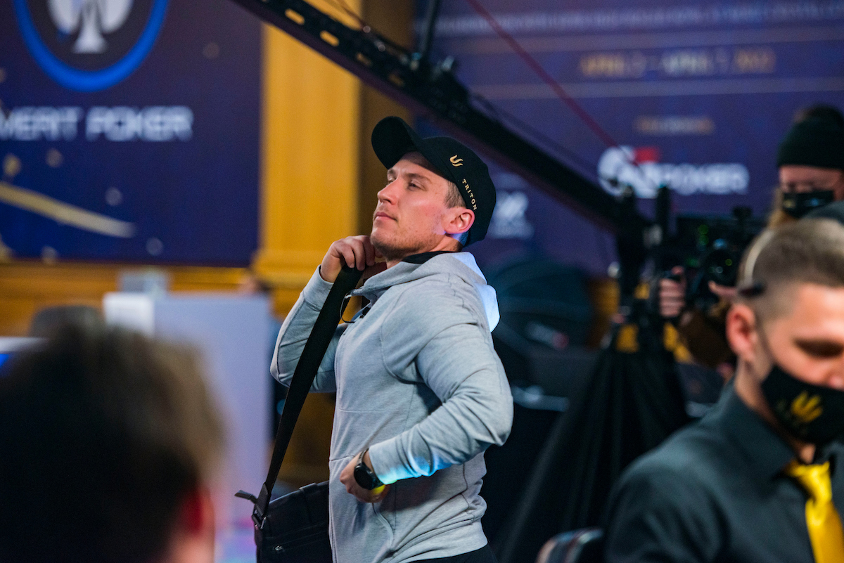 Daniel Dvoress zipped up