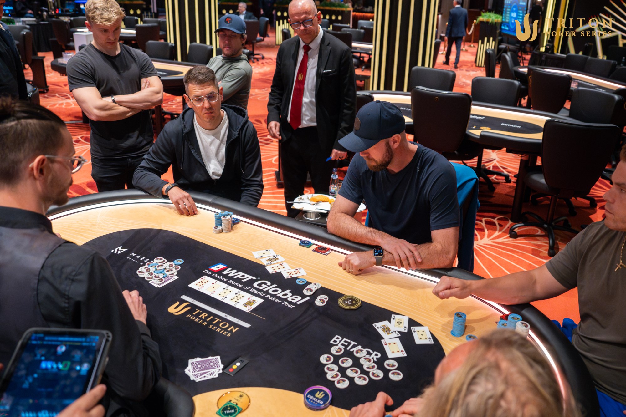 Seth Davies departs after a protracted bubble