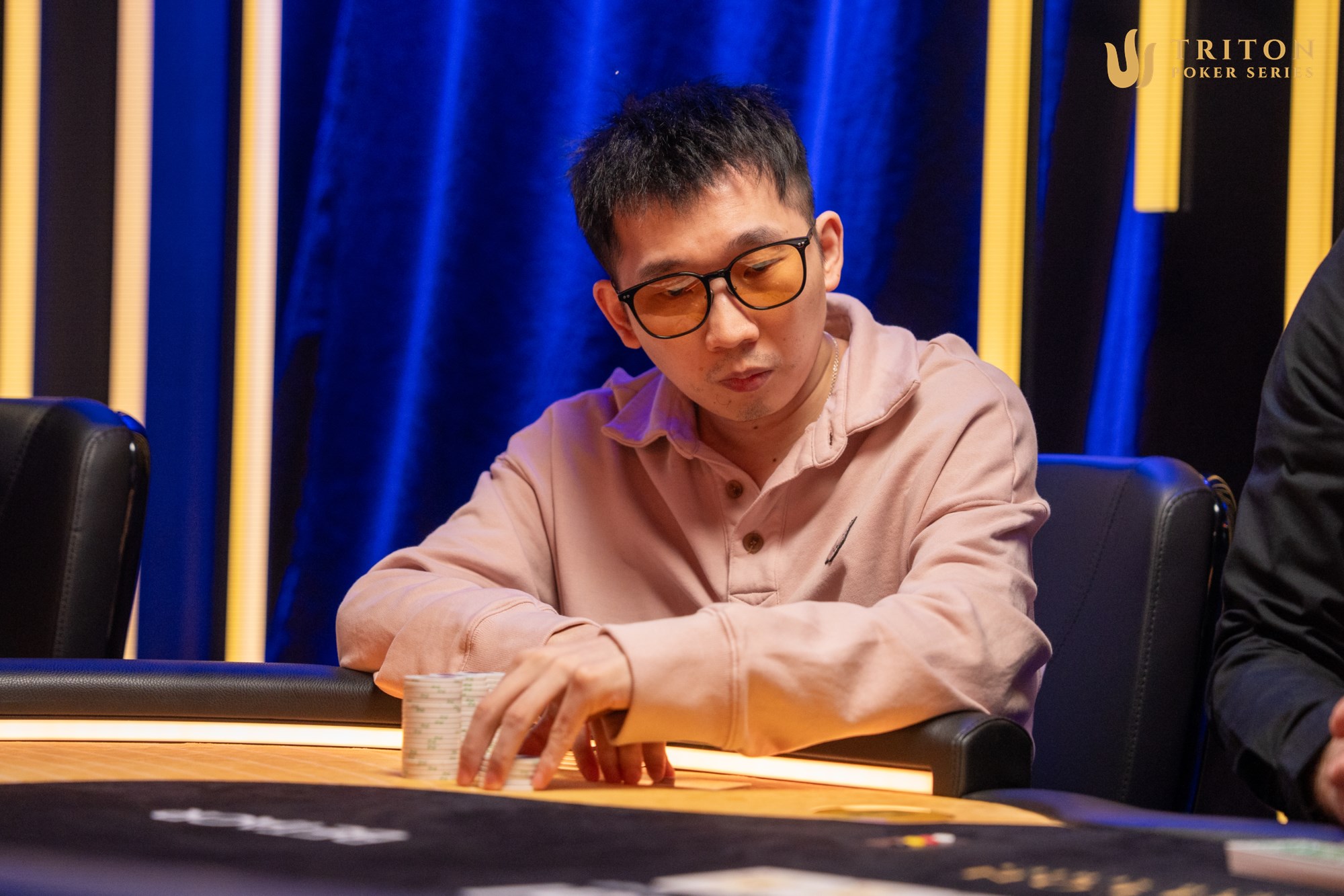 A battling second for Wang Le